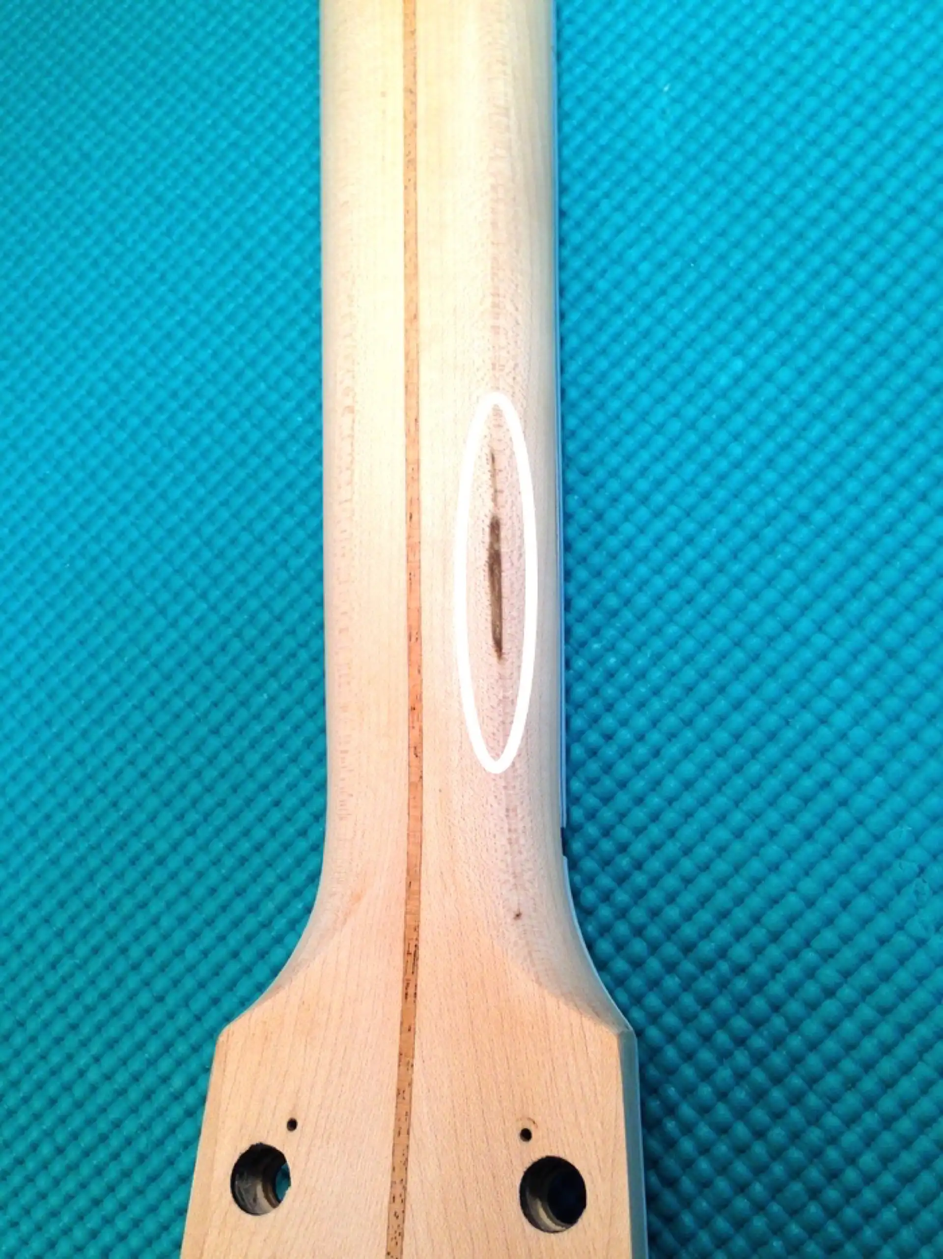 F-412 Maple Neck Flaw
